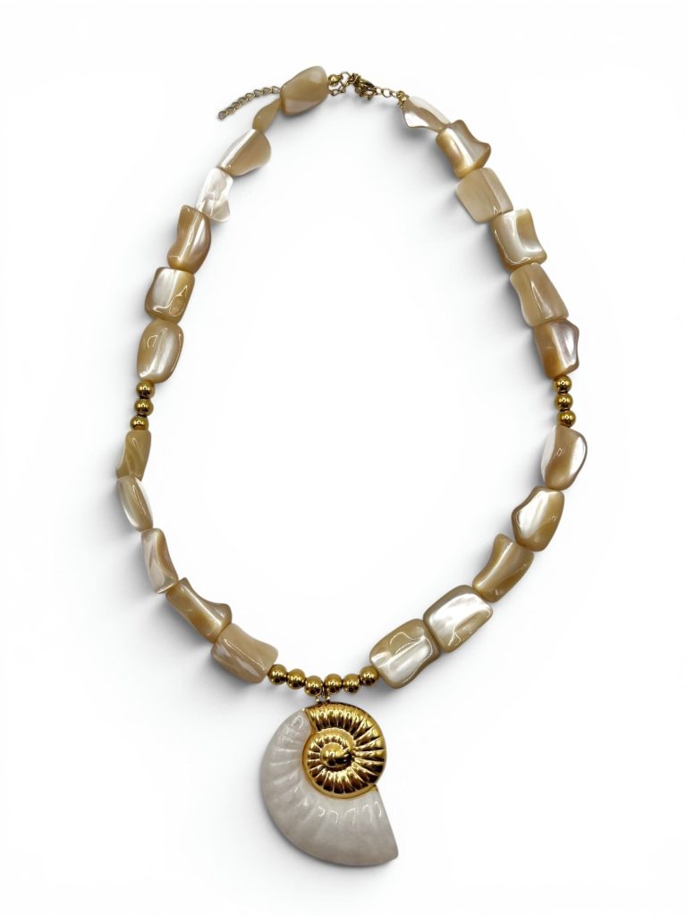THÉONIE SEASHELL CHARM